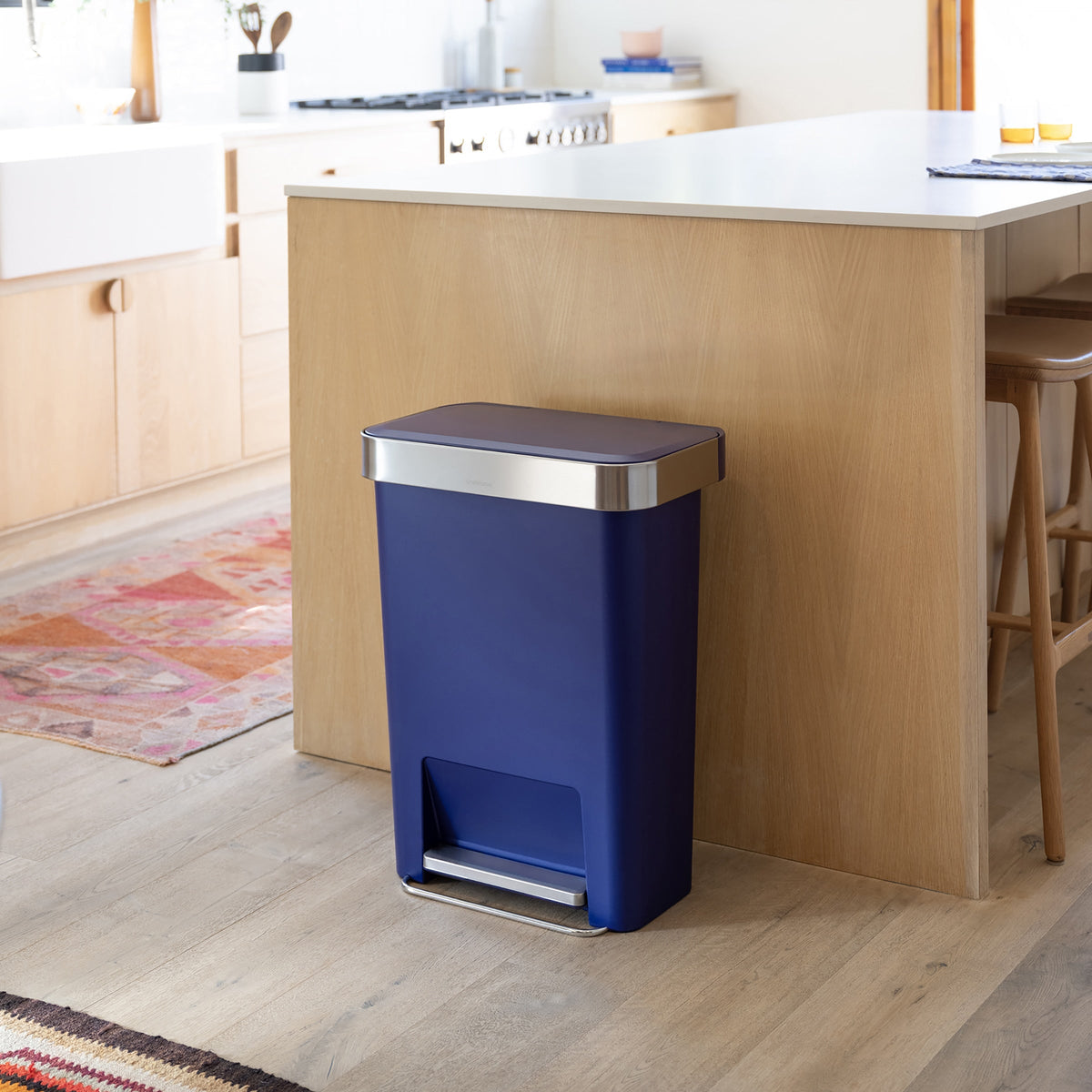 45L Hybrid Step Can